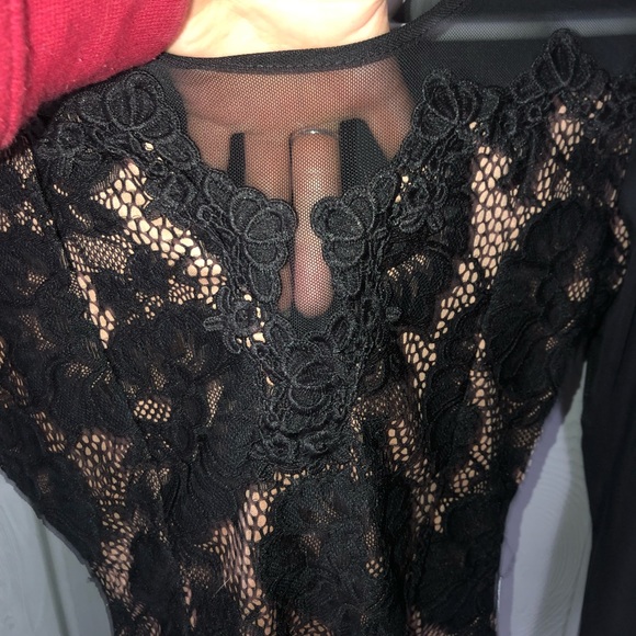 Sexy lace and mesh bodysuit - Picture 2 of 8